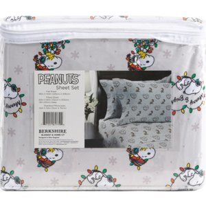 NWT TWIN Peanuts Snoopy Christmas Lights Sheet Set